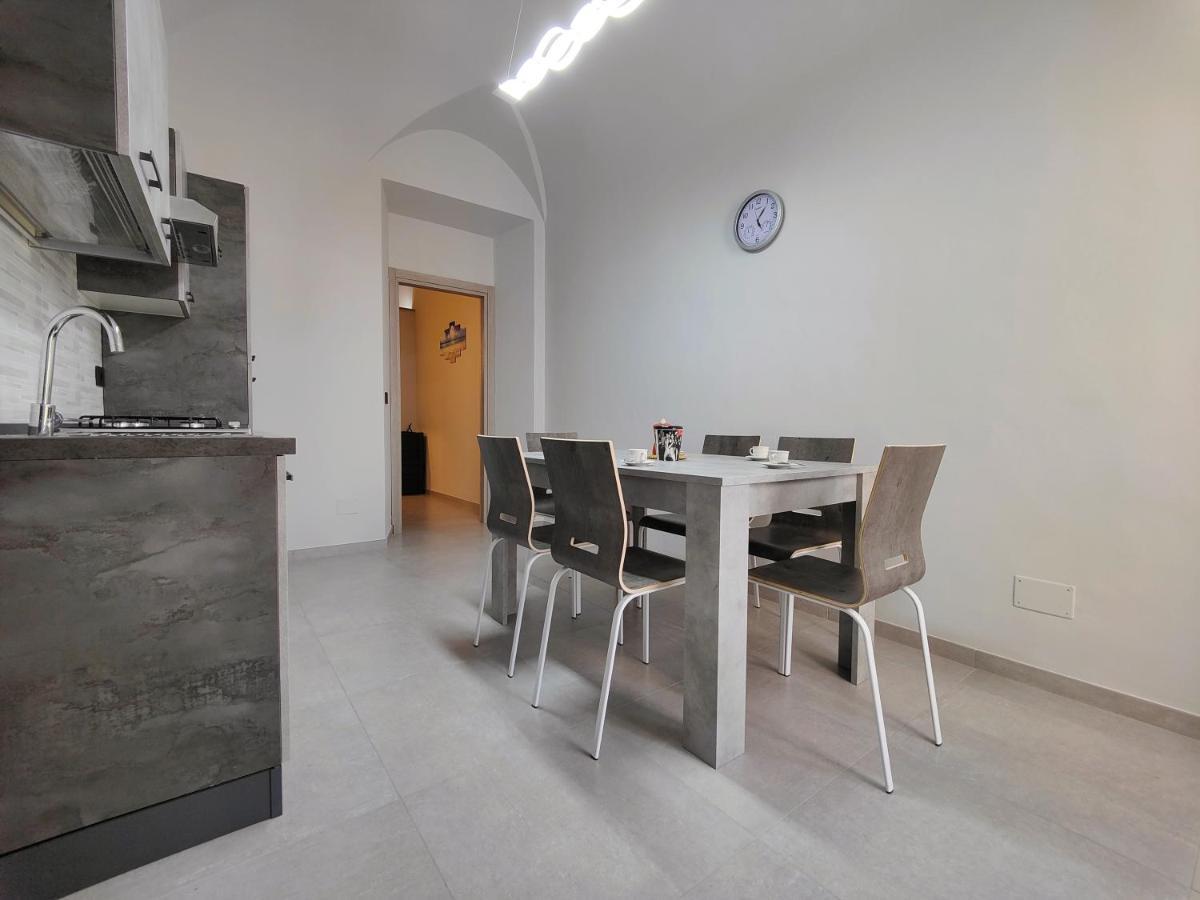 Hostdomus - Garibaldi Suite Loano Exteriér fotografie